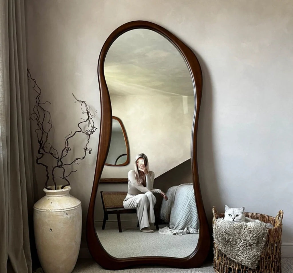 Pebble Mirror – A Modern Essential for Every Contemporary Home